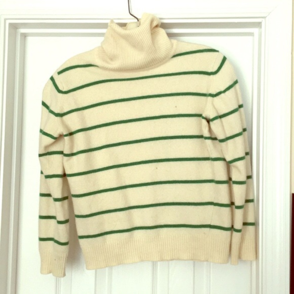 John Laing 100% Pure Cashmere Turtleneck